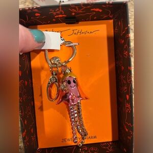 Betsey Johnson Pink and Gold Star Ghost Keychain Halloween